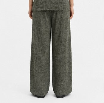Premium Crinkle Fabric Trouser Olive – Premium Imported Fabric
